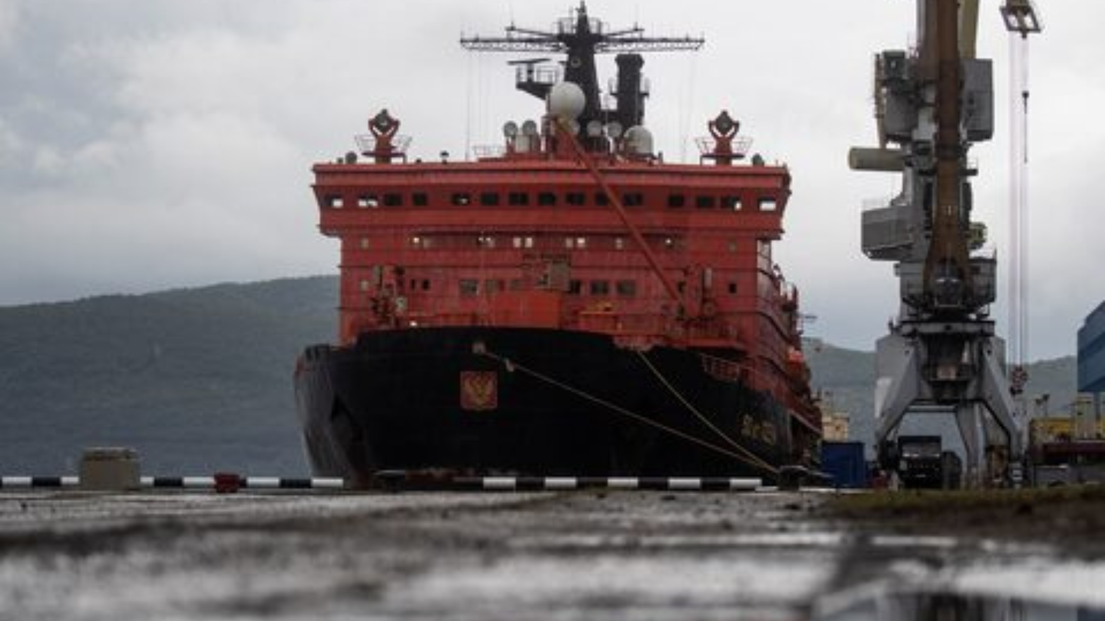 روسيا والصين تتحديان الغرب في أعماق القطب الشمالي