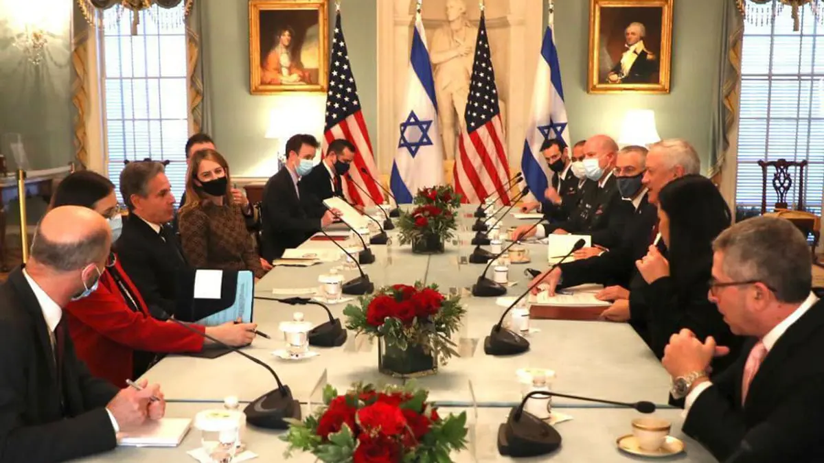 بعد زيارة غانتس وبرنياع.. هل نجحت إسرائيل في تشديد الموقف الأمريكي حيال إيران؟