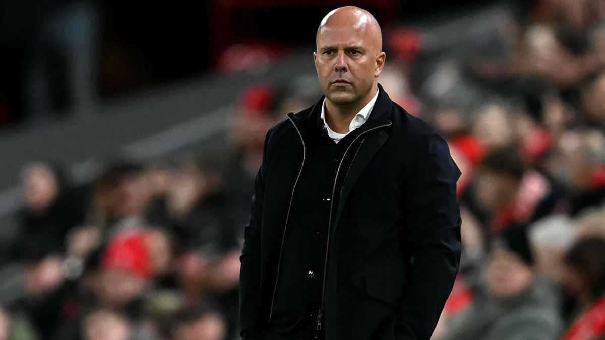 أول رد من آرني سلوت على أنباء إقالته من ليفربول