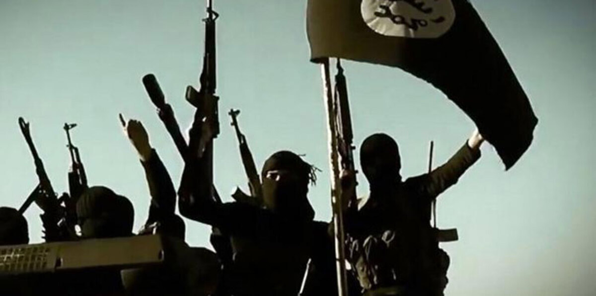 سوريا.. داعش يسيطر على حقل نفطي ويقترب من تدمر