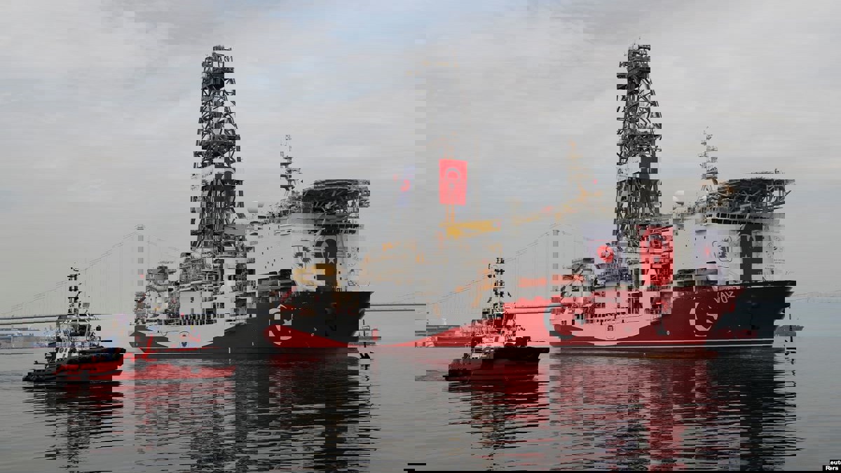 سفينة تركية تعرضت لهجوم قراصنة قبالة سواحل نيجيريا تصل إلى غانا‎