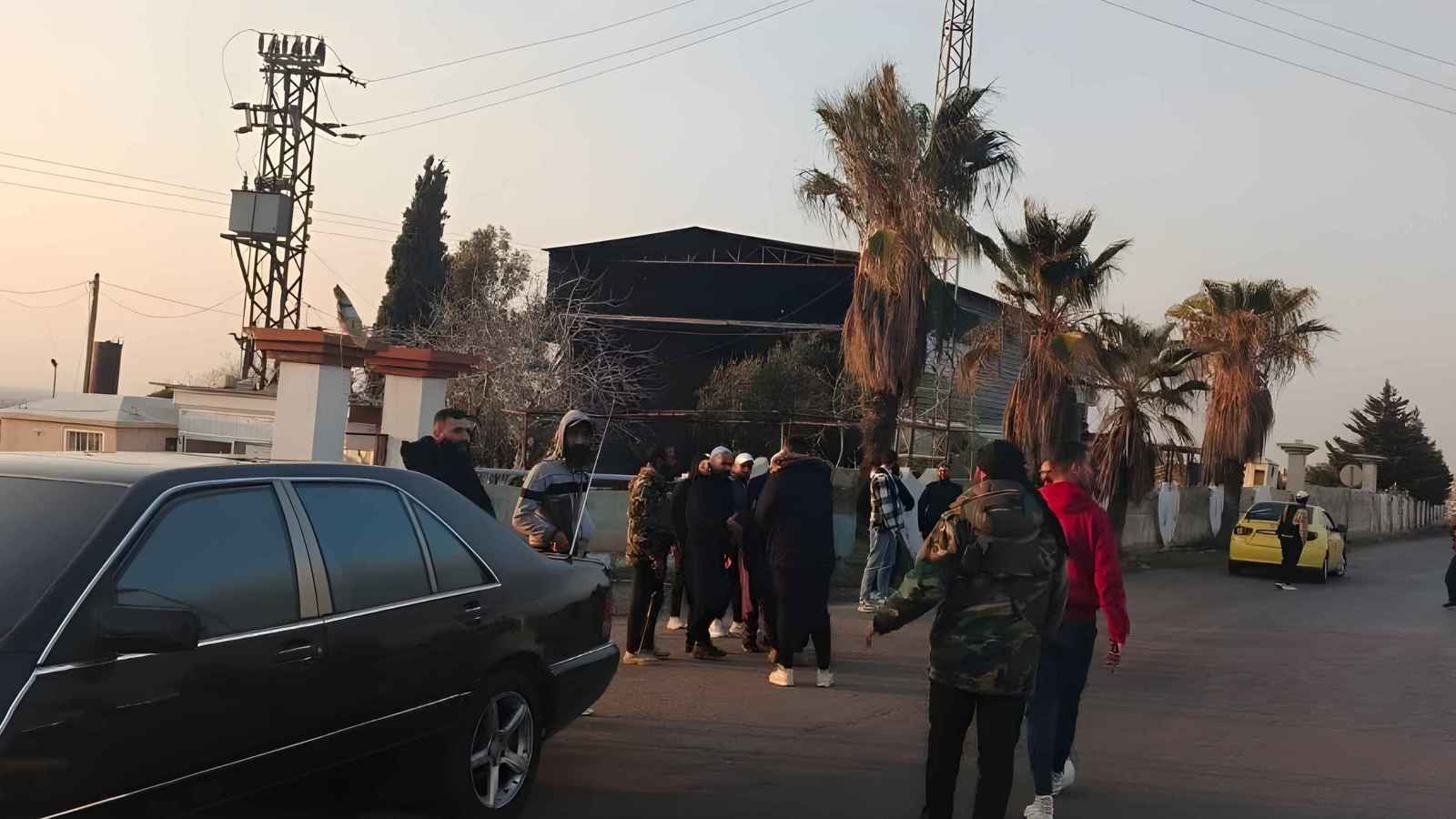 انفجارات وقصف بالهاون على قرية الثعلة بريف السويداء السورية (فيديو)