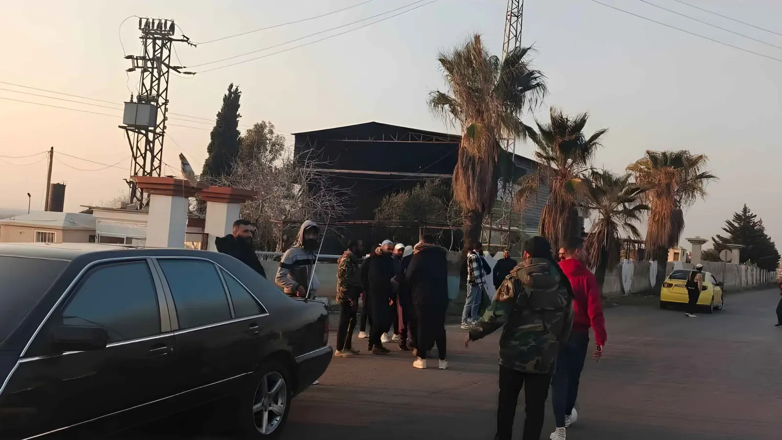 انفجارات وقصف بالهاون على قرية الثعلة بريف السويداء السورية (فيديو)