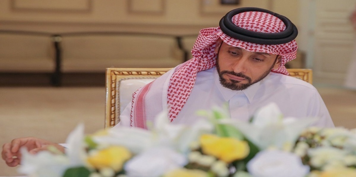 ما أسباب إقالة سامي الجابر من الاتحاد السعودي لكرة القدم‎؟