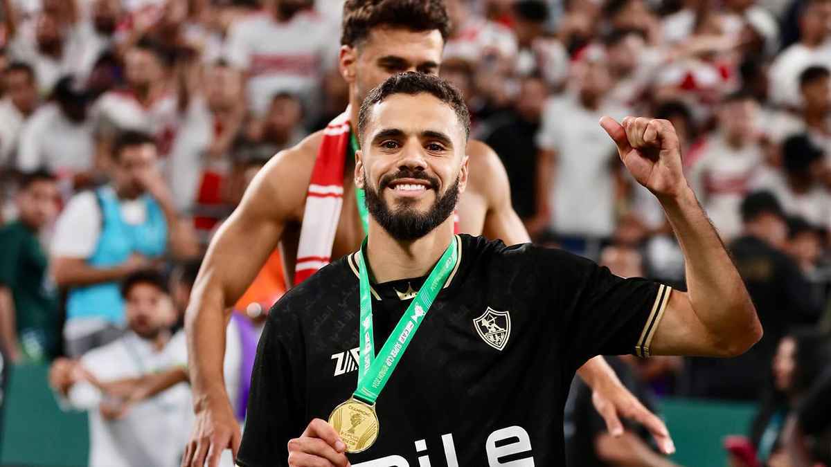 "أحدهما تفاوض معنا".. وكيل بنتايج يكشف عن مفاوضات الأهلي وبيراميدز لضمه 