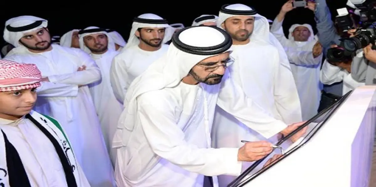 بالصور والفيديو.. ماذا قال الشيخ محمد بن راشد عن قناة دبي المائية؟