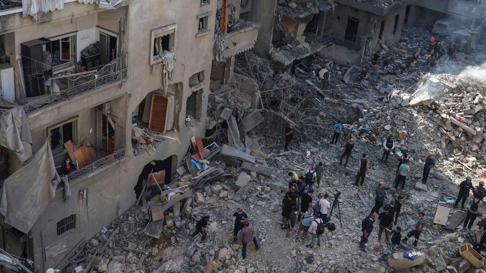 عناصر حزب الله المتخفين.. "قنبلة موقوتة" تثير هلع اللبنانيين