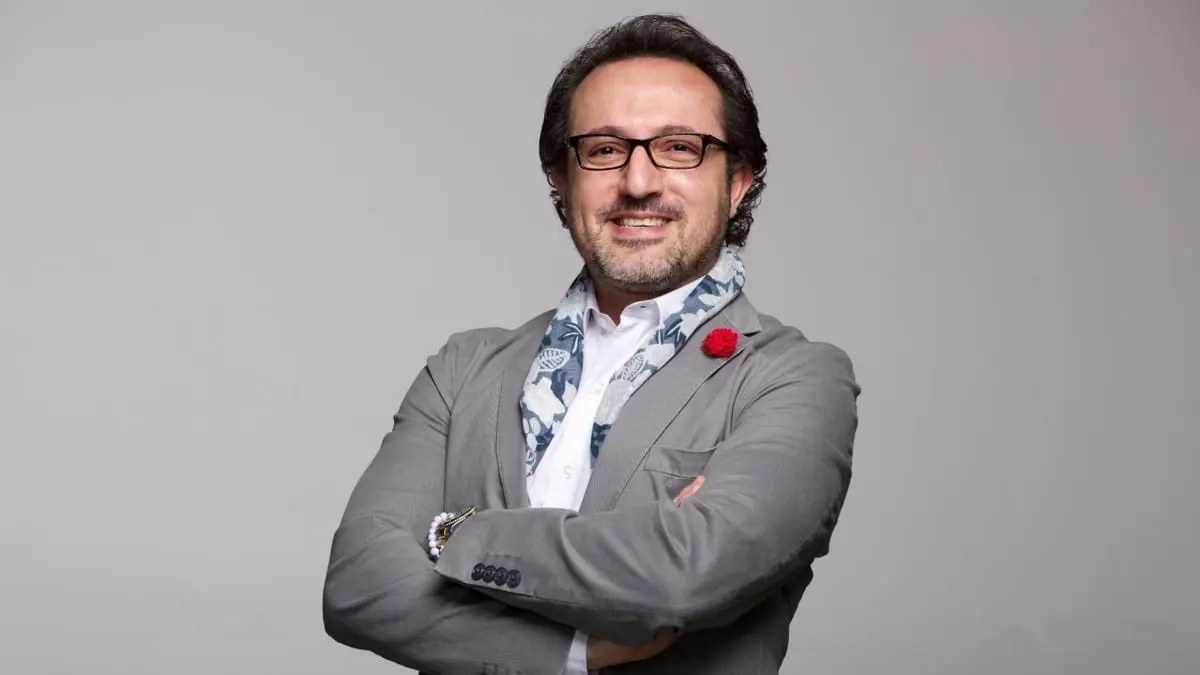 شريف مدكور يرد على وصفه بـ "مذيع السيدات" (فيديو)