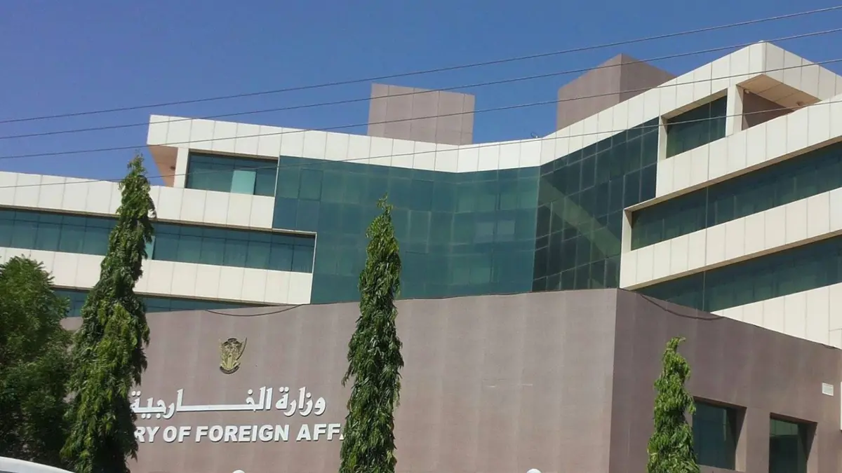 منتقدا عدم دعوته.. السودان: المنطق والعدل يقتضيان مشاركتنا في مؤتمر برلين حول ليبيا