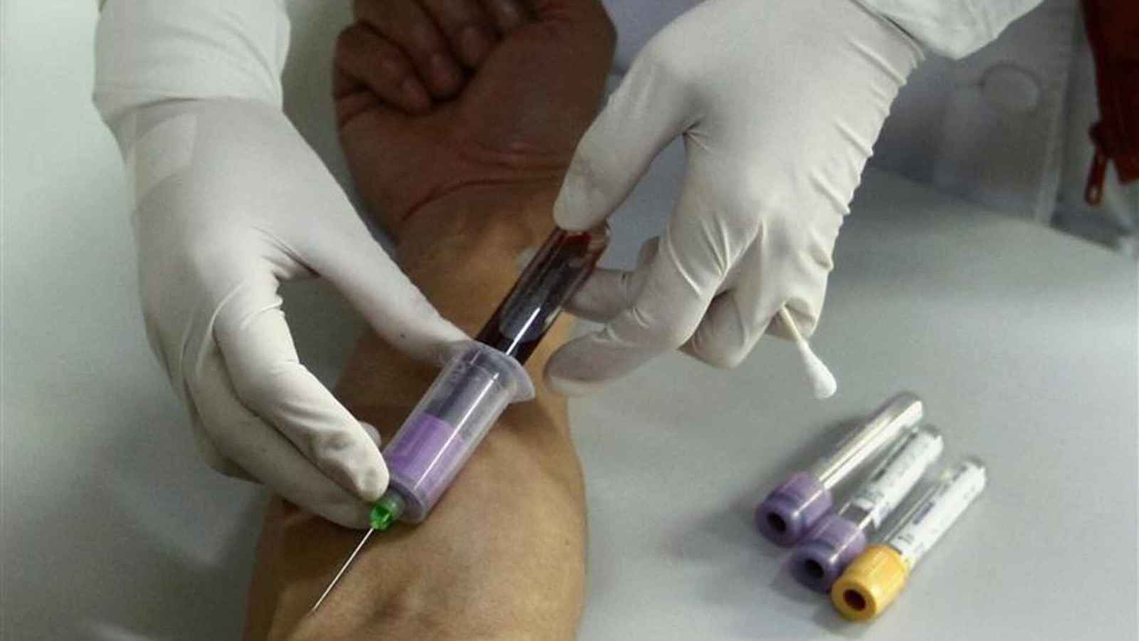 فيديو اعترافات علنية بنشر "الإيدز" عمدا يهز ليبيا