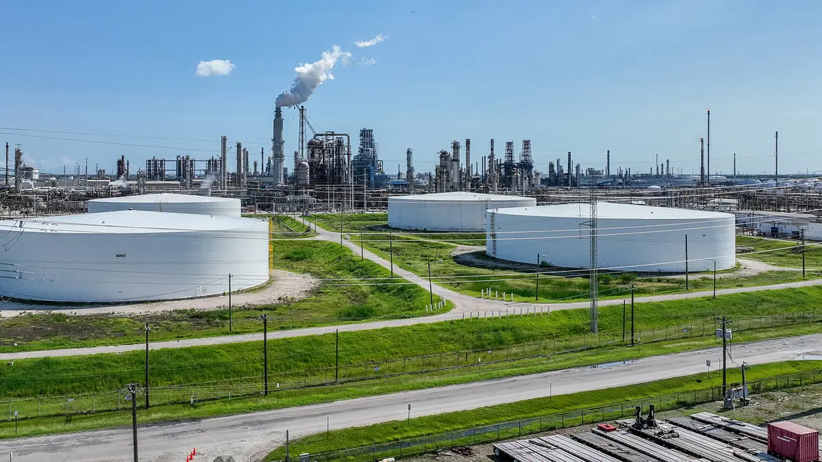 أمريكا قد تبدأ ملء احتياطي النفط عند انخفاضه دون 80 دولارا