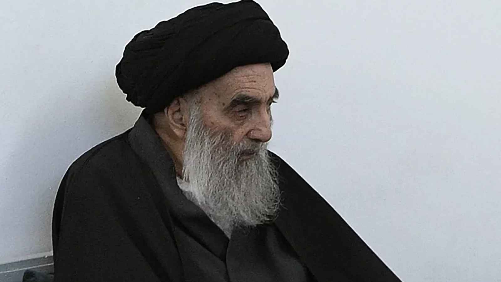 "صوت مؤثر في السلام بالمنطقة".. واشنطن تعلق على الإساءة للسيستاني