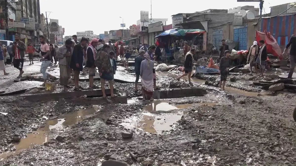 7 وفيات وأضرار فادحة في سيول جارفة شرق اليمن (صور)