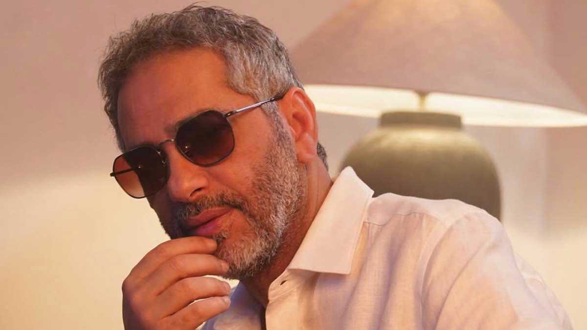 مقرب من فضل شاكر يكشف سر "النظارات الشمسية".. وموعد الإفراج عنه