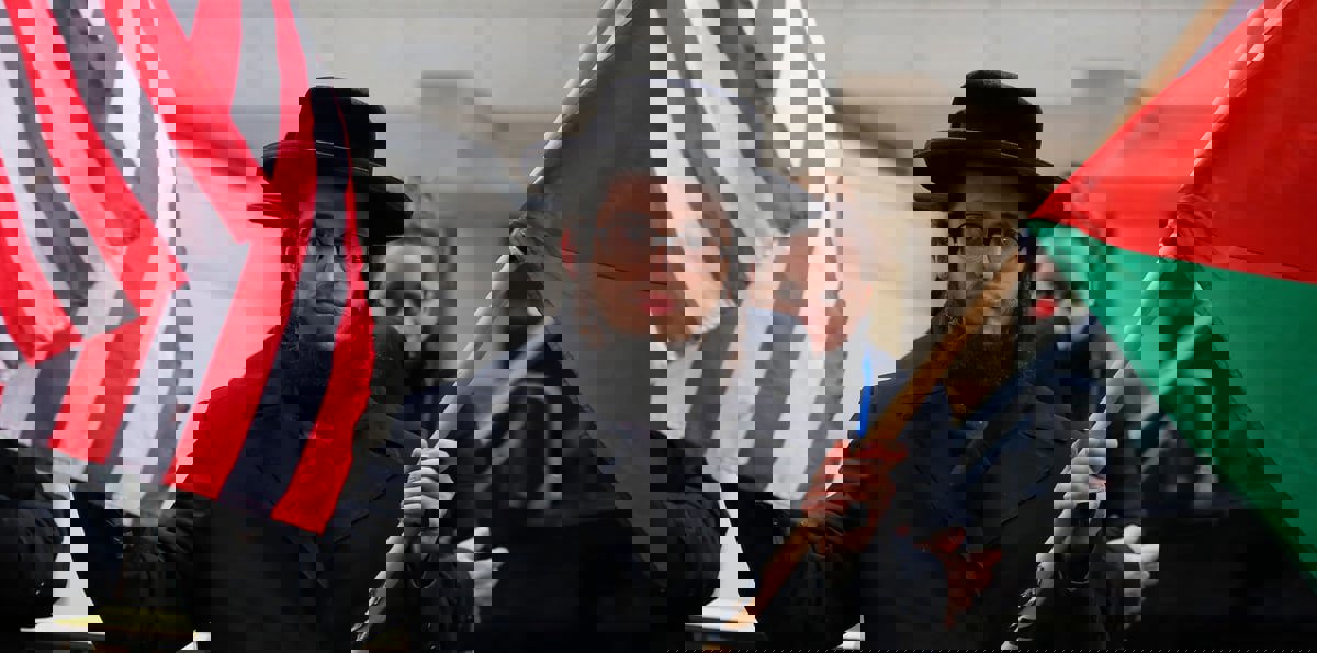 صحفي في "هآرتس" الإسرائيلية يعلن الحرب على الصهيونية