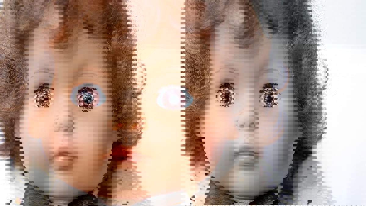 في واقعة غريبة.. امرأة تنفق 12 ألف دولار على الدمى 