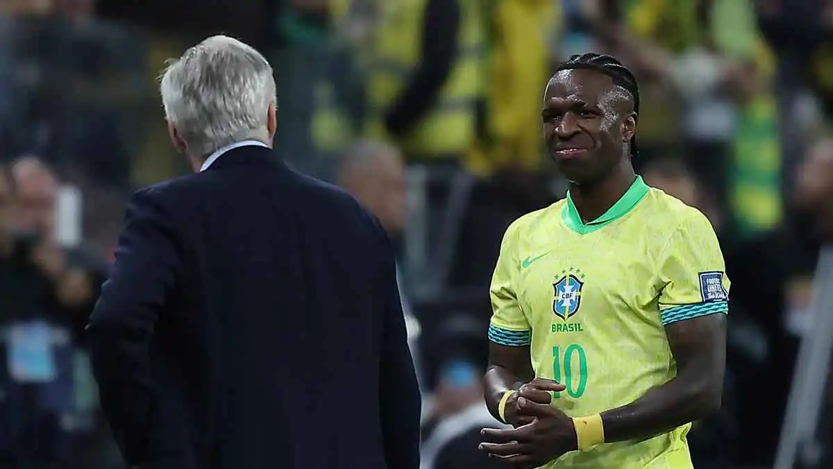 شرط صارم.. أنشيلوتي يوجه تحذيرًا لفينيسيوس قبل كأس العالم