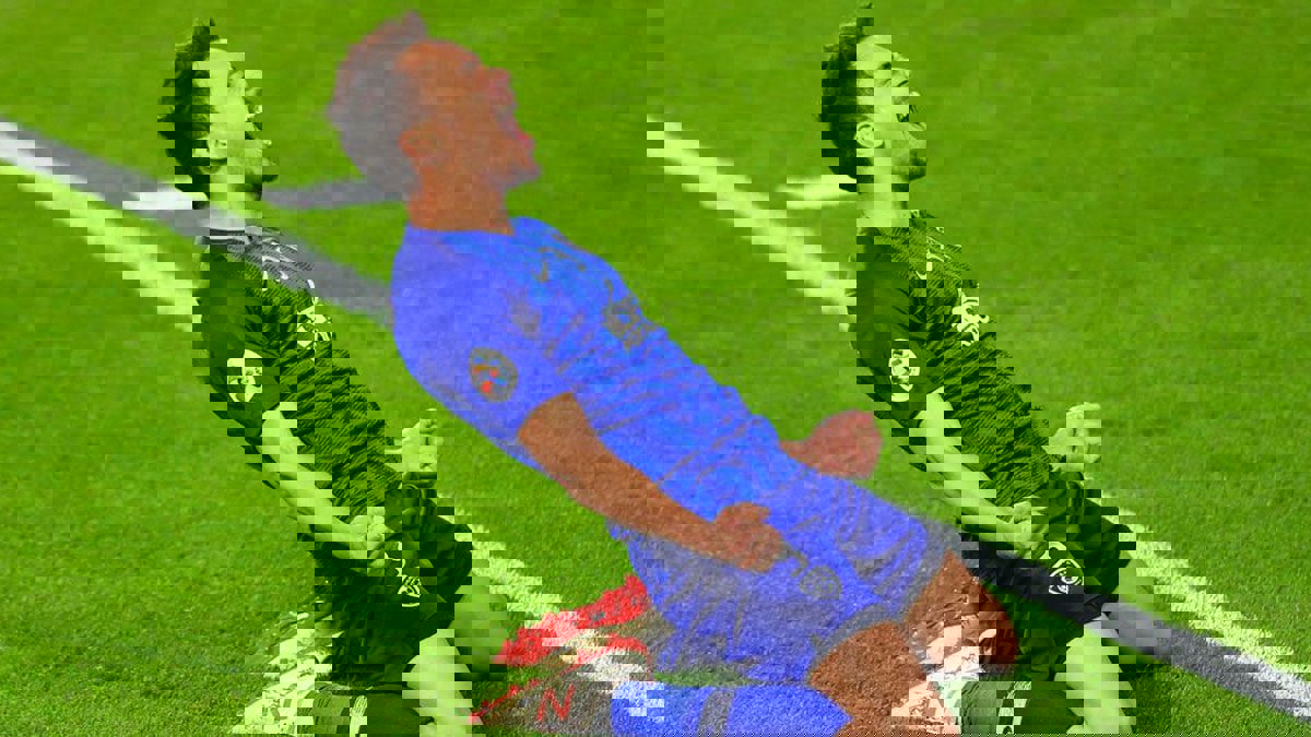 قرار جديد من نادي الهلال السعودي بشأن الصفقات الصيفية