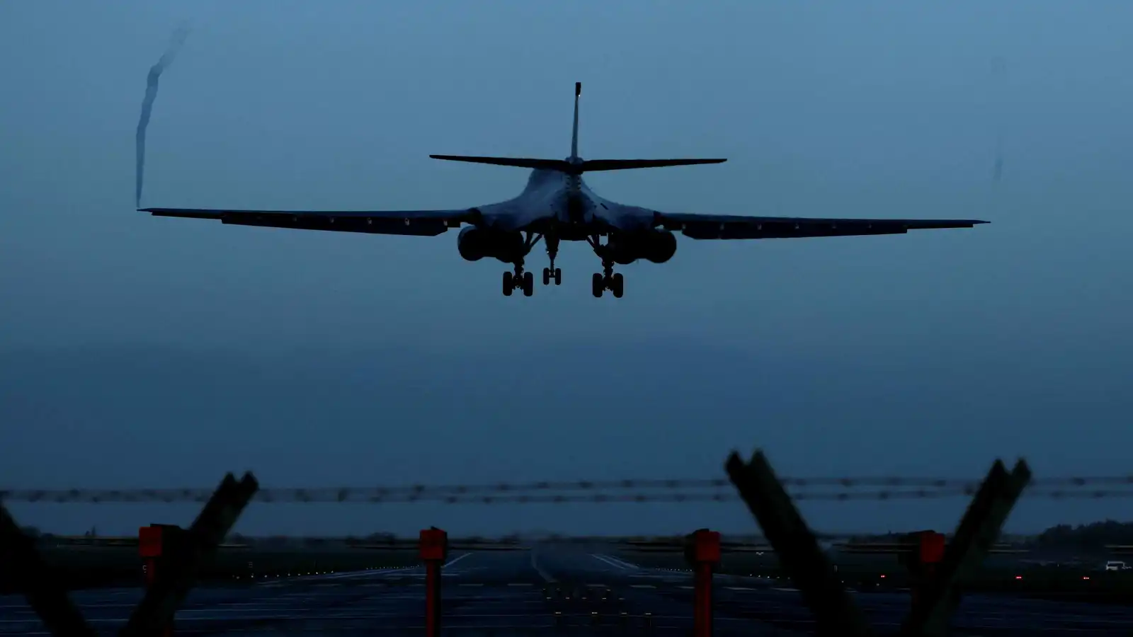 تخلّت عن الحياد.. لندن تسمح لواشنطن باستخدام قواعدها لضرب إيران