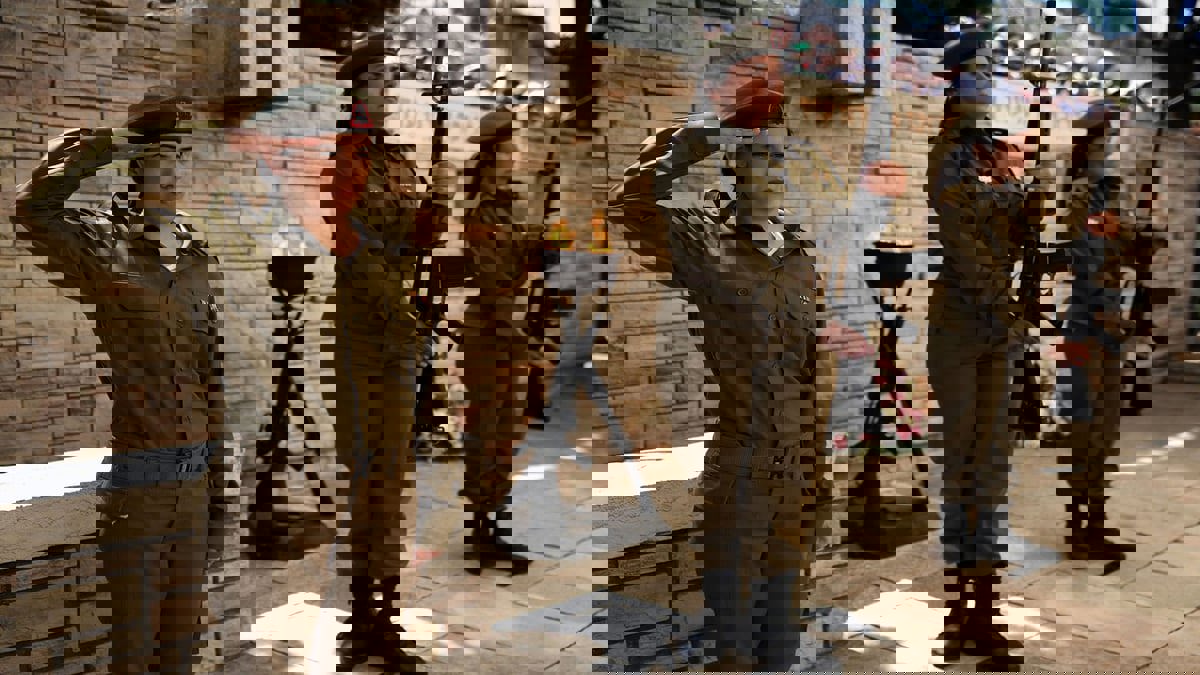 بعد وقائع اغتصاب وتحرش.. إسرائيل بصدد منع المجندات من أداء الخدمة في مصلحة السجون