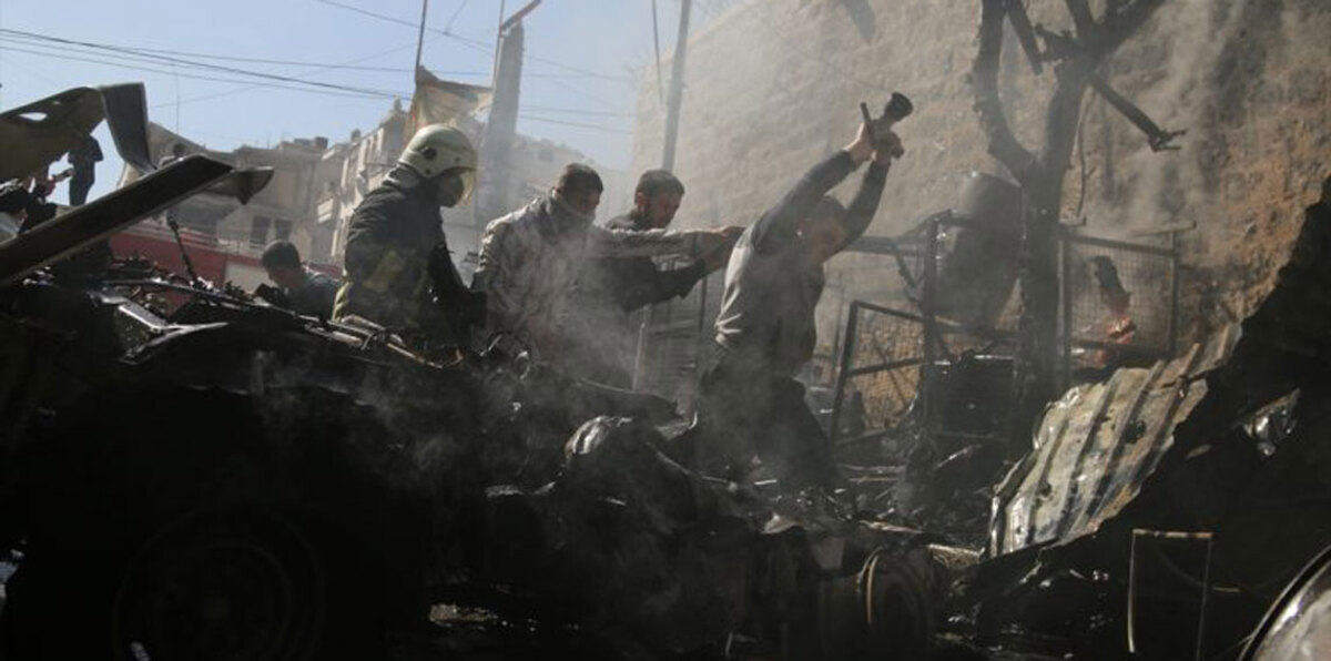 مقتل 8 مدنيين إثر تفجير سيارة مفخخة بمدينة الباب السورية (صور)