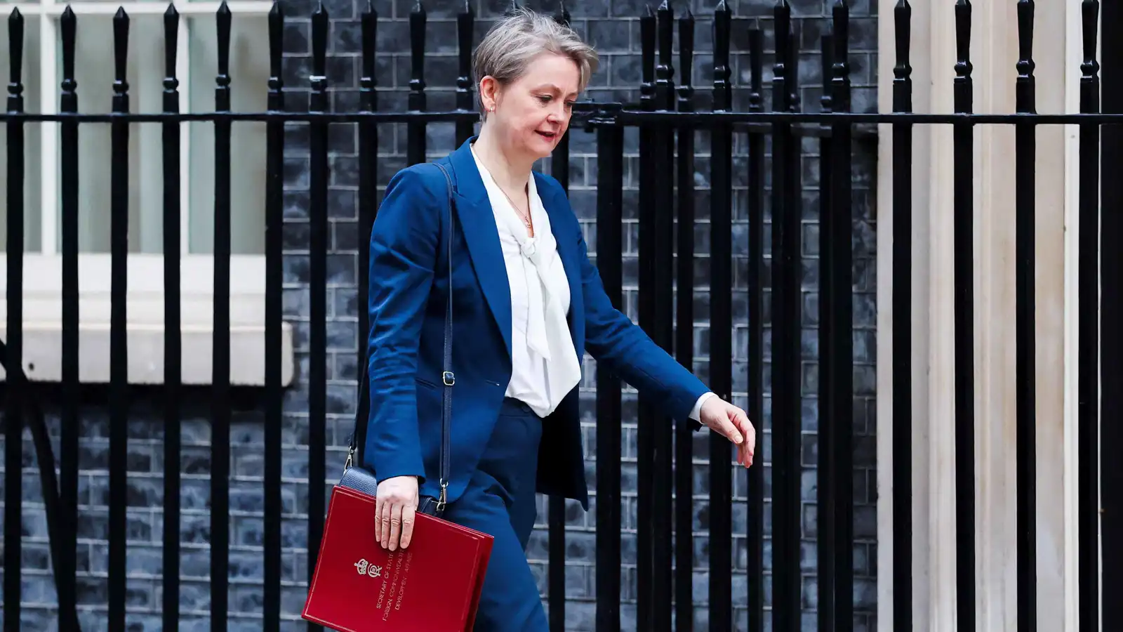 بريطانيا تكشف عن أكبر حزمة عقوبات ضد روسيا