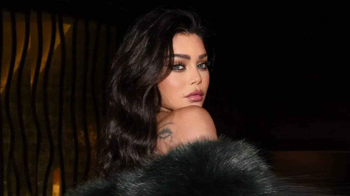 كيف علّقت هيفاء وهبي على قرار تجميد أموال محمد وزيري؟