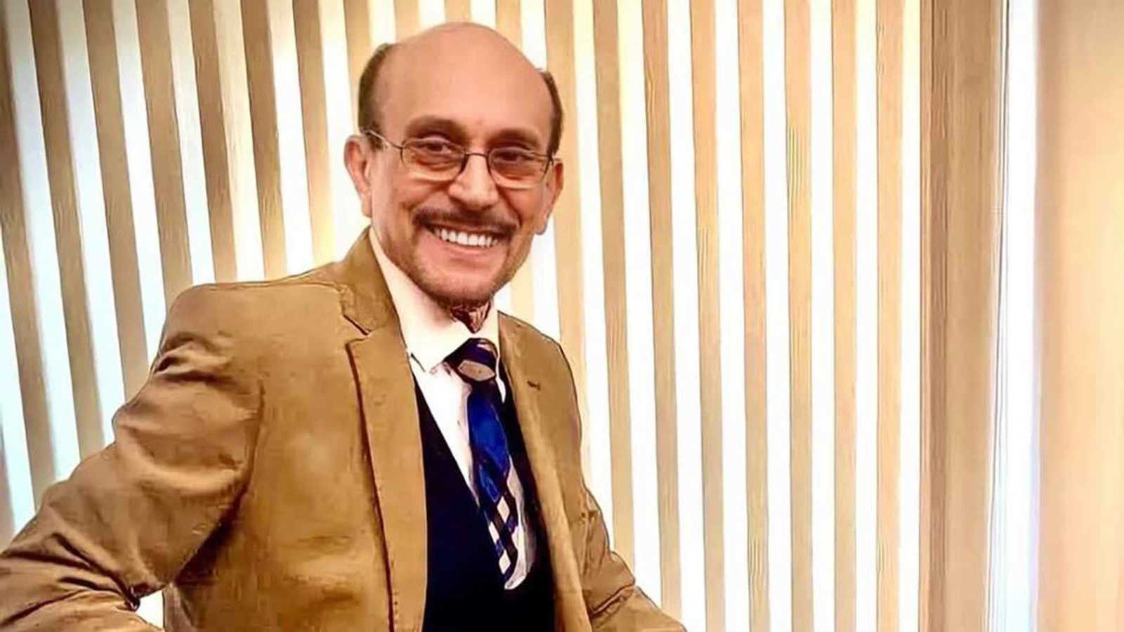 محمد صبحي يدافع عن صراخه في وجه سائقه بفيديو من كاميرا المراقبة