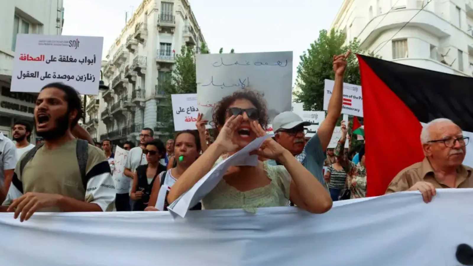 تونس.. تعليق نشاط جمعية نسوية يثير مخاوف حقوقية