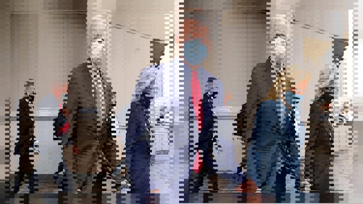 جو بايدن يدلي بصوته مبكرا في ويلمينغتون