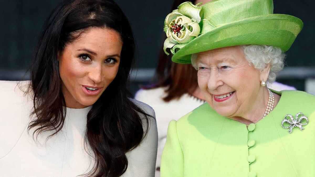 مشهد الانحناءة يحرج الأمير هاري.. وخبير لغة الجسد يكشف غضبه (فيديو)