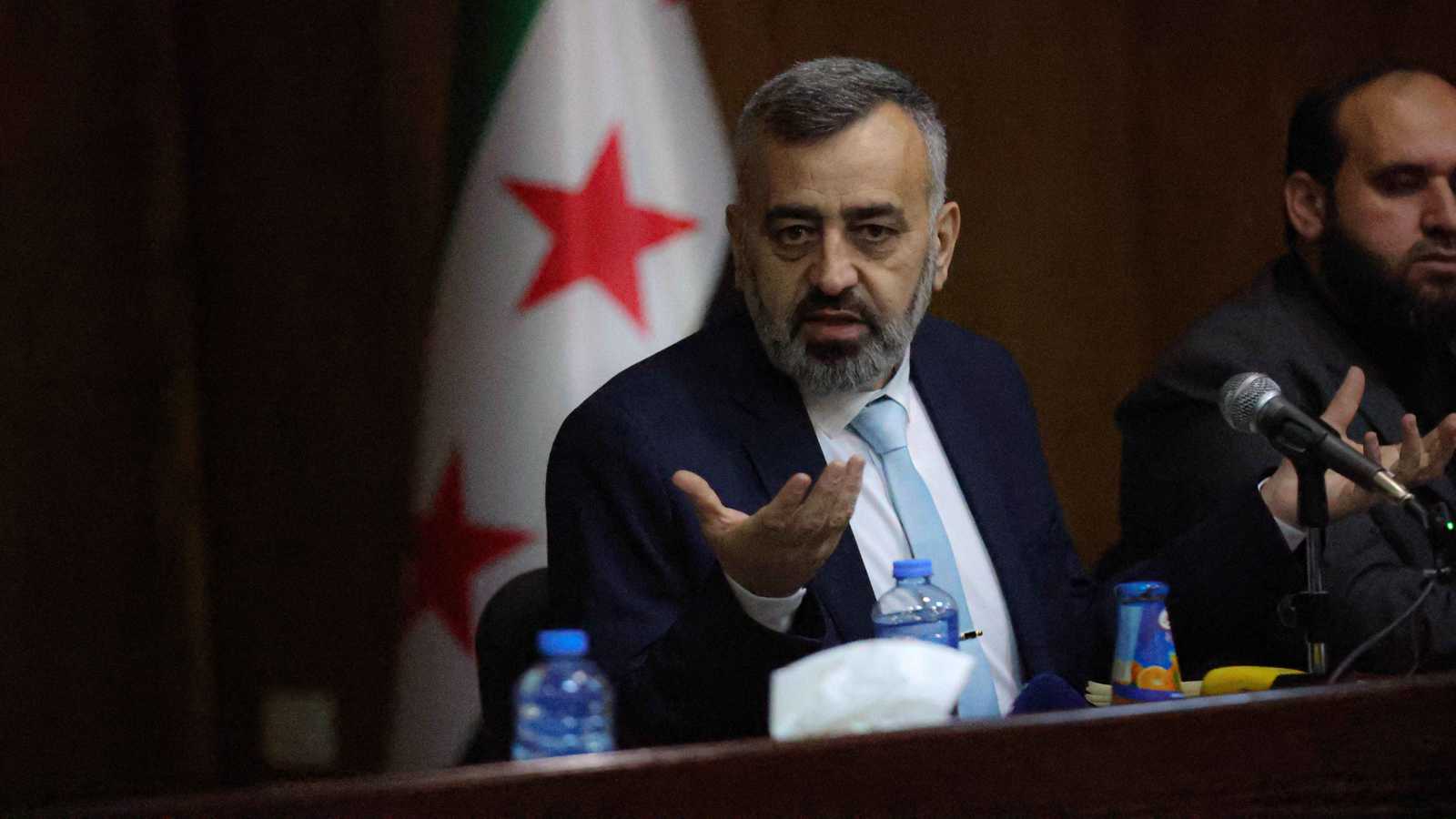 حسن الدغيم لـ"إرم نيوز": الهجري يسعى لإقامة دولة للدروز وقسد ترفض الاندماج