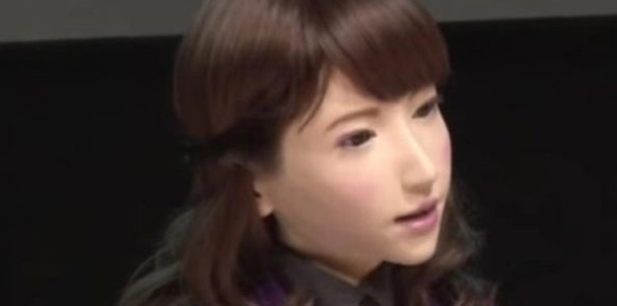 الروبوت الجنسي يهدد الحياة الزوجية في اليابان (صور)