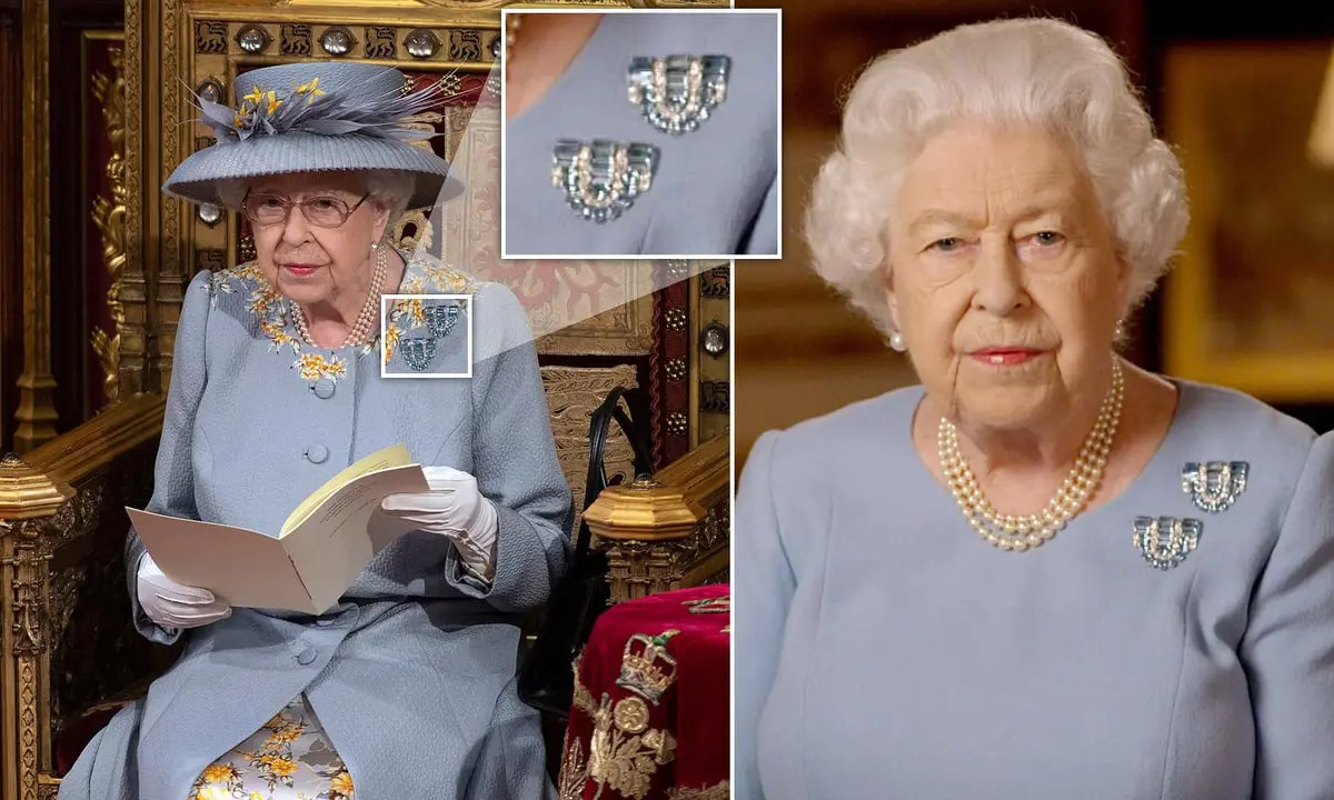 كم "بروشاً" تملك الملكة إليزابيث؟