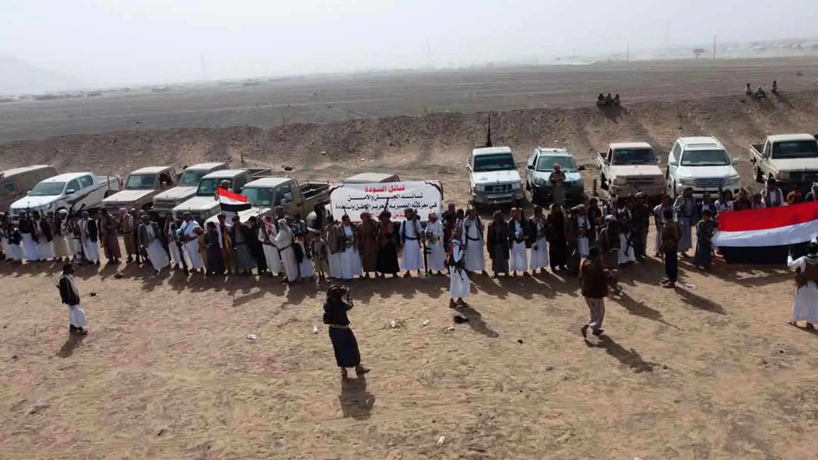 كبرى قبائل اليمن تدعو إلى "نفير عام" ضد الحوثيين (فيديو وصور)