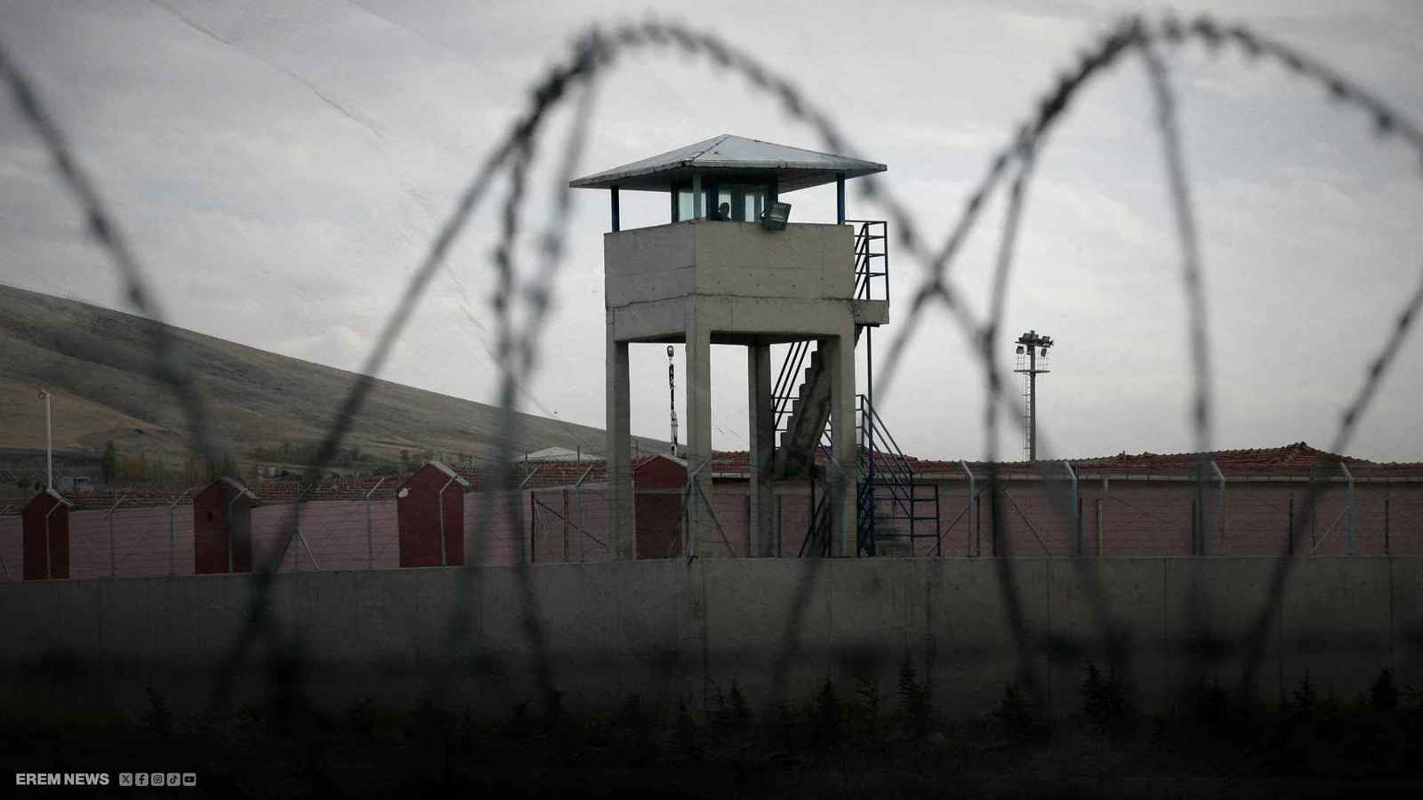 سوريون أجبروا على شرب المازوت