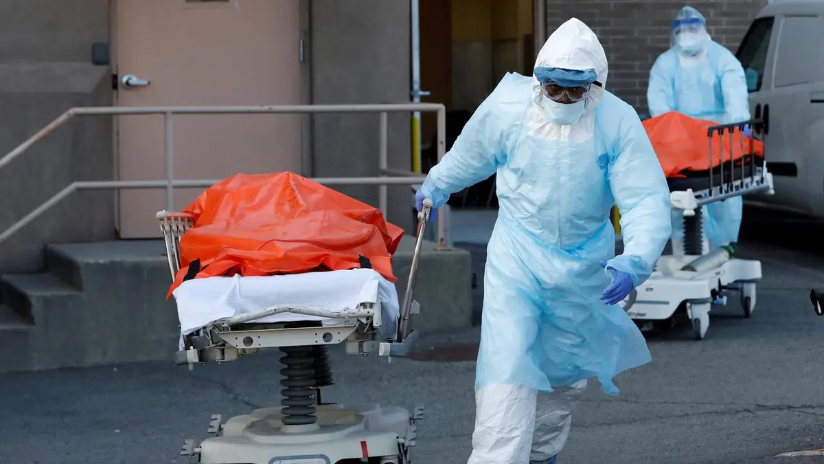 922 وفاة جراء فيروس كورونا خلال 24 ساعة بالولايات المتحدة