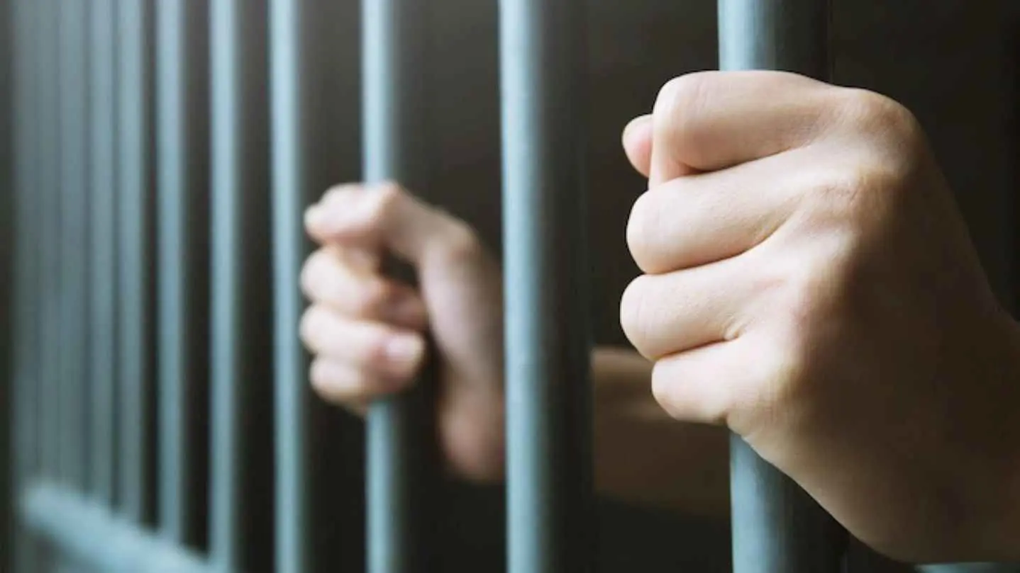 بعد زواجه بأخرى.. عراقية تخدر زوجها وتقطعه بمنشار