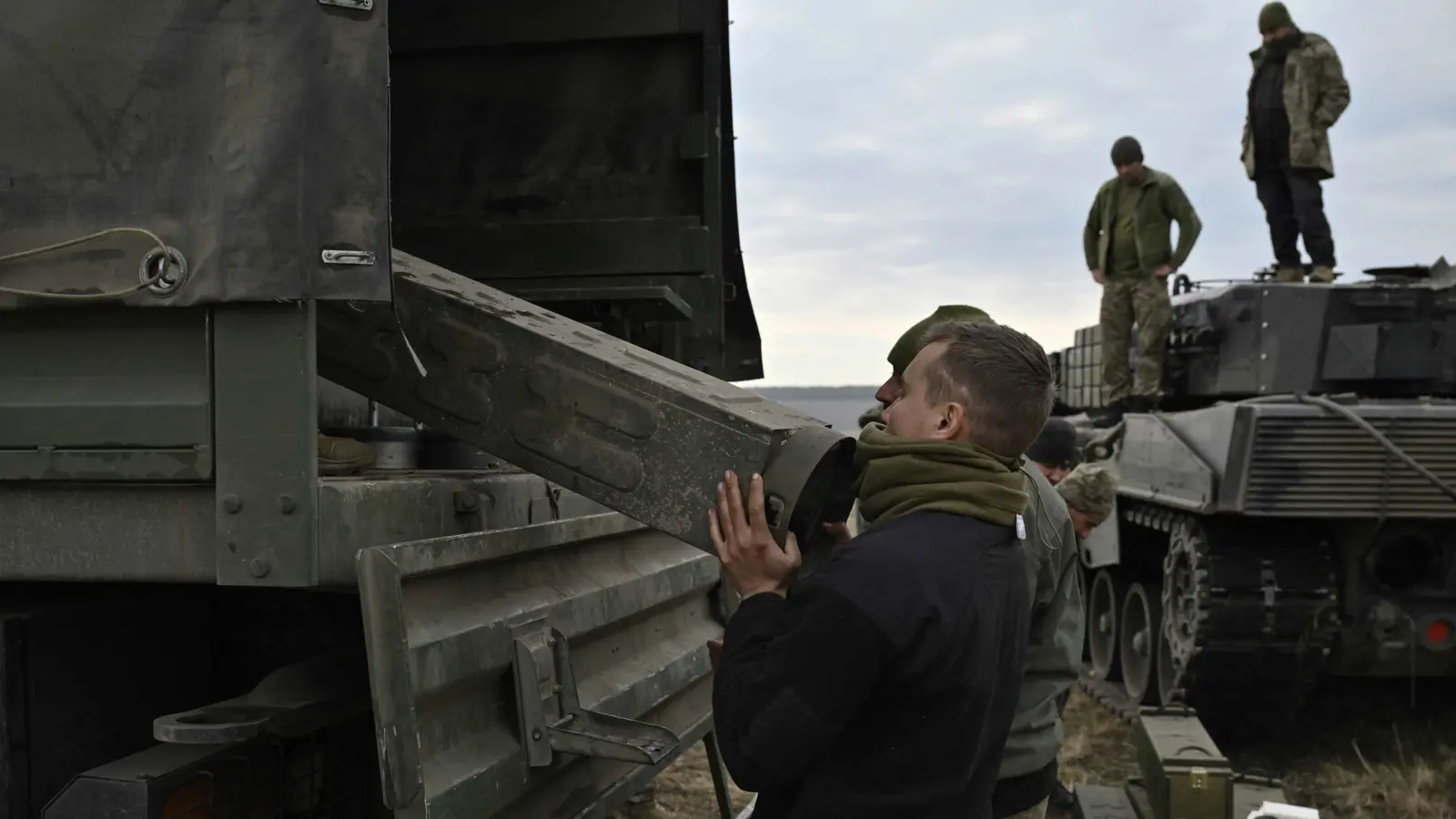 ألمانيا تتعهد بمزيد من الأسلحة لأوكرانيا