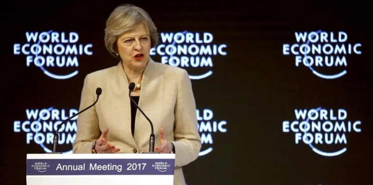 تيريزا ماي.. أول زعيمة أجنبية تزور ترامب بعد توليه الرئاسة