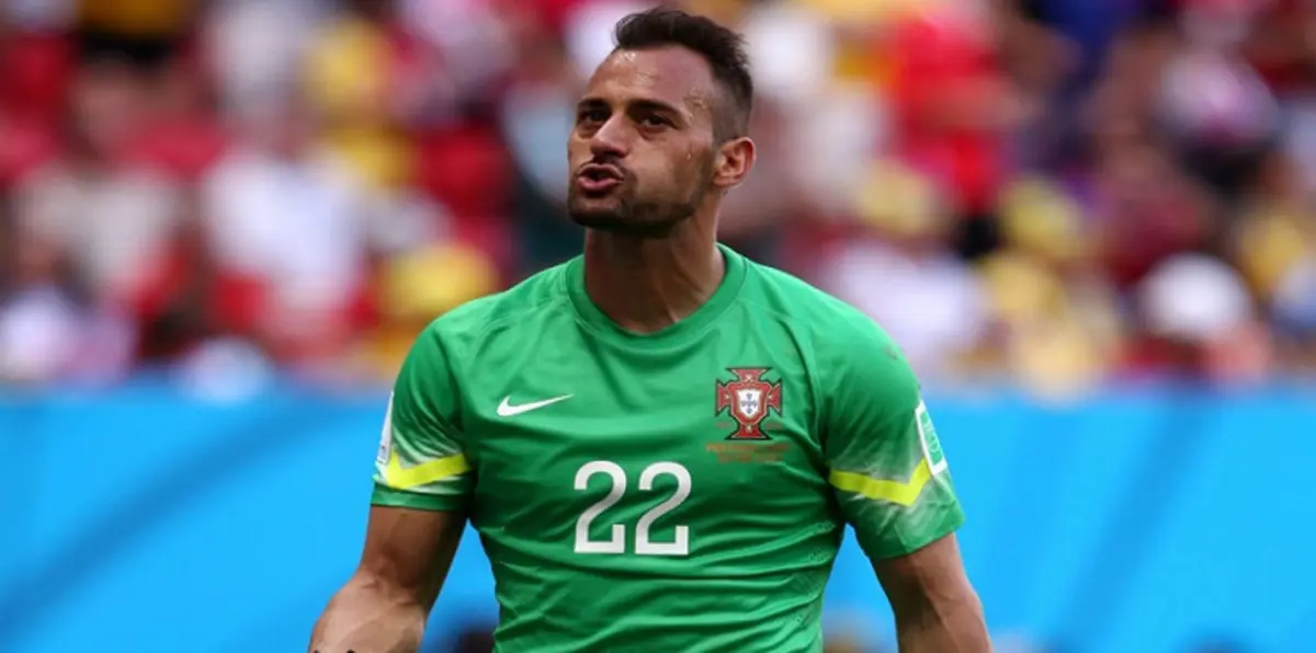 سبورتنغ لشبونة يتعاقد مع بيتو حارس المنتخب البرتغالي