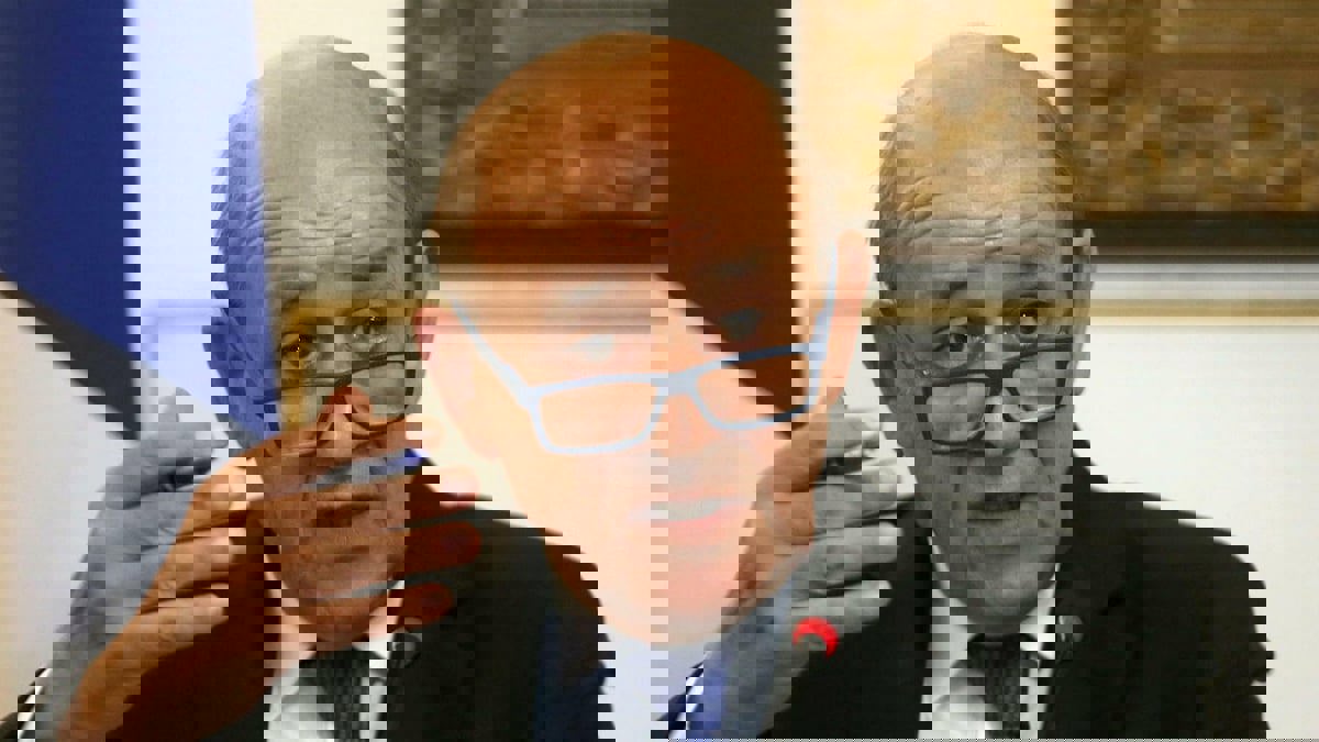 فرنسا: هناك تقدم في المحادثات النووية مع إيران لكن الوقت ينفد