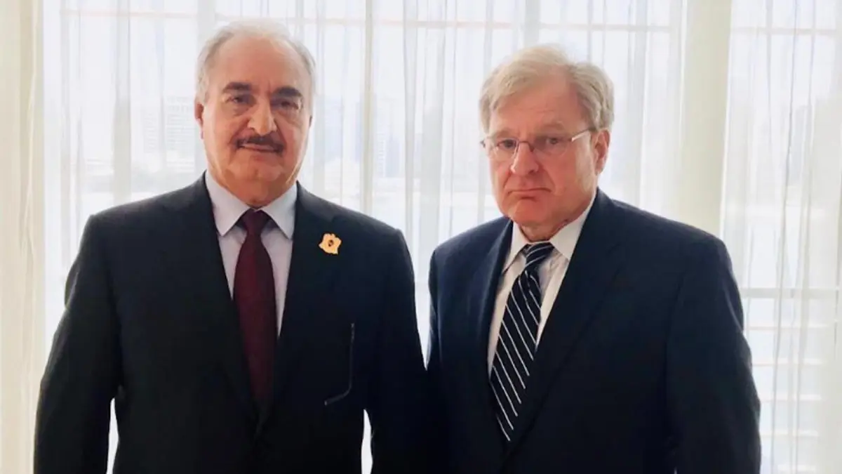 حفتر يلتقي في أبوظبي السفير الأمريكي لدى ليبيا