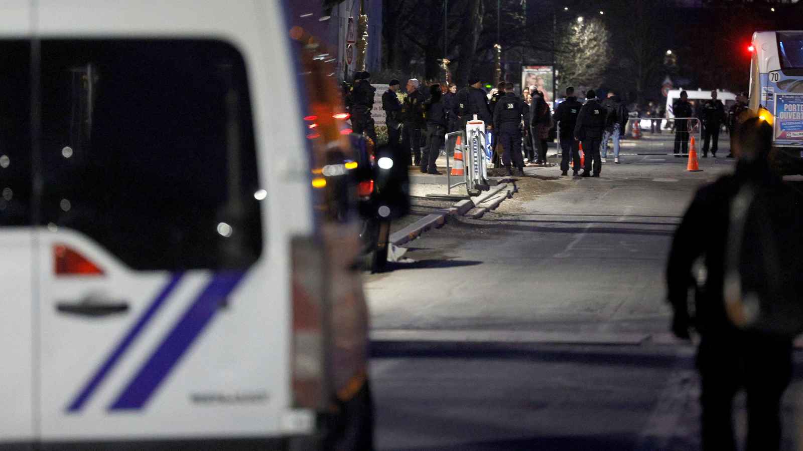 فرنسا.. محاكمة 6 متهمين بالتخطيط لأعمال عنف