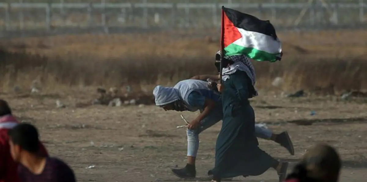 شهيد وعشرات الإصابات بنيران الجيش الإسرائيلي شرق قطاع غزة