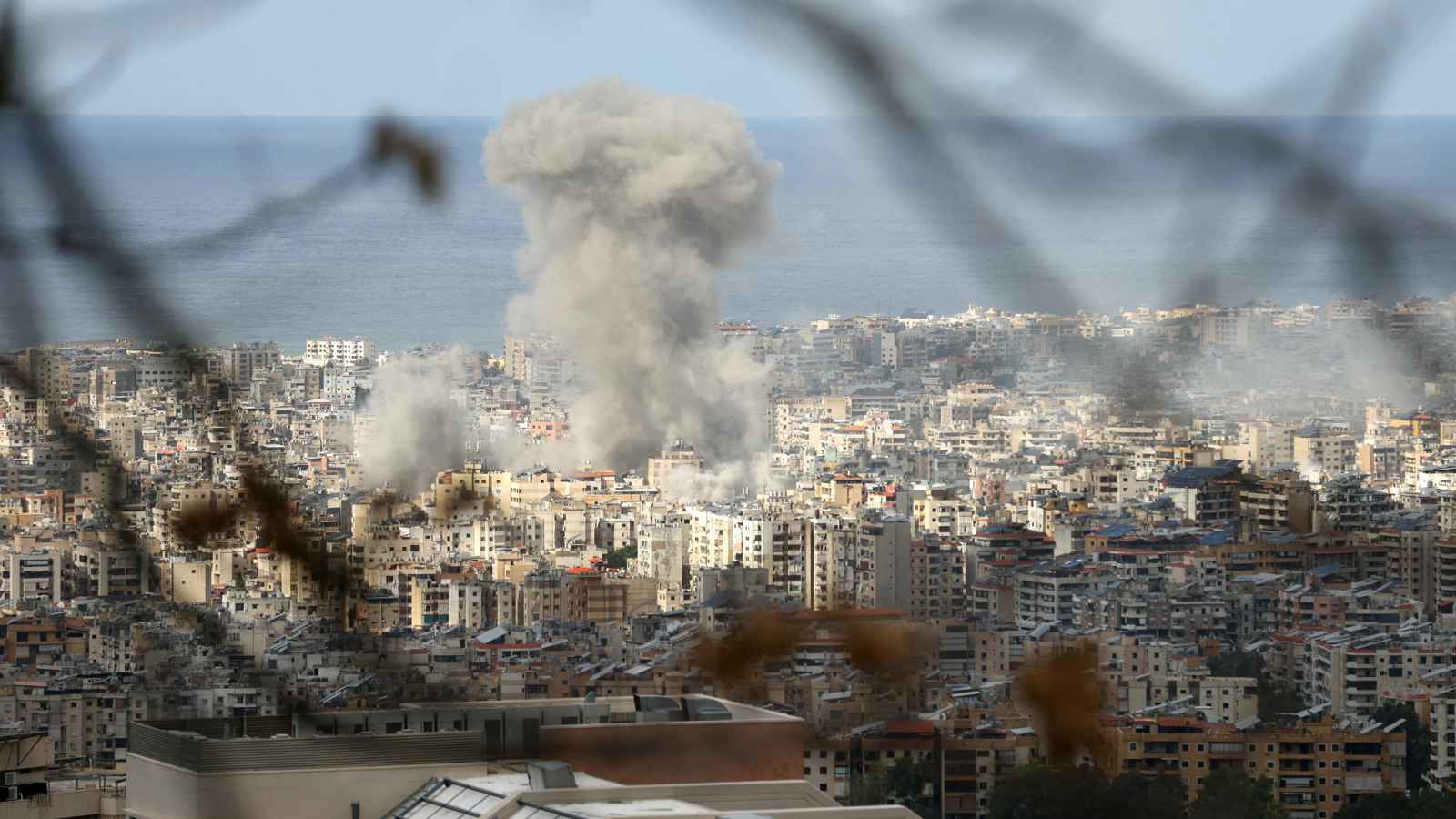 "واشنطن بوست": هدنة لبنان فرصة لإيران لترميم ما بقي من "حزب الله"