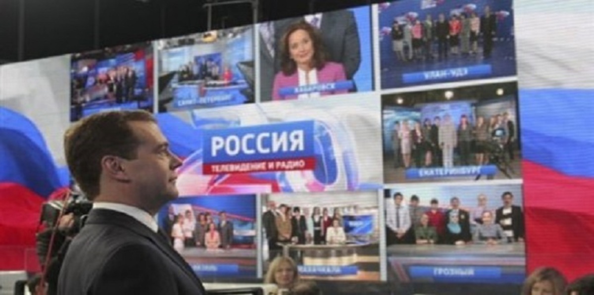 الإعلام الروسي يعاني من "التخبط" إزاء حادثة إسقاط طائرة "سوخوي"