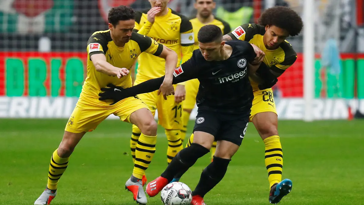 لوكا يوفيتش يعلّق على اهتمام ريال مدريد وبرشلونة وتشيلسي