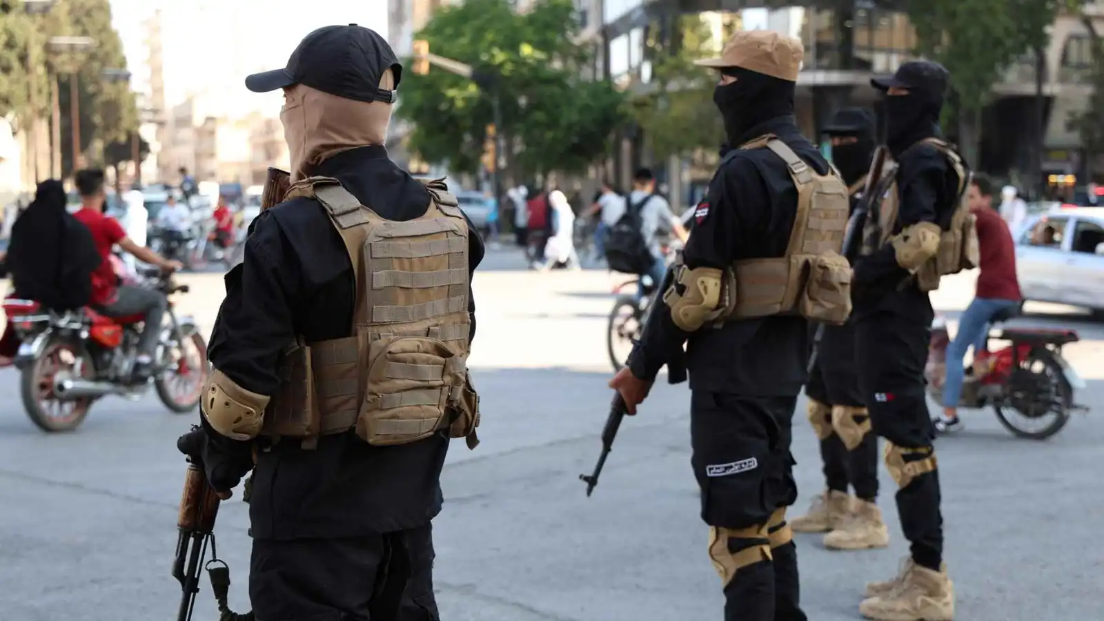 سوريا.. "فرقة البادية" تتصدى لمجموعة مسلحة قرب تدمر