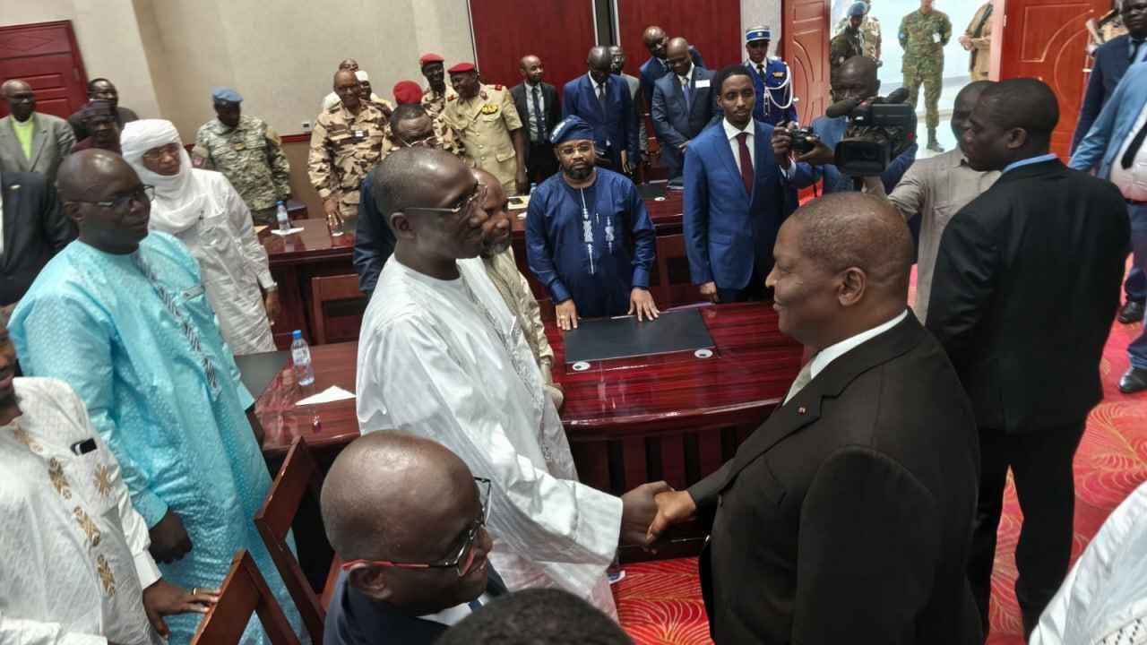 اتفاق سلام في أفريقيا الوسطى يثير احتجاجات ضد تشاد